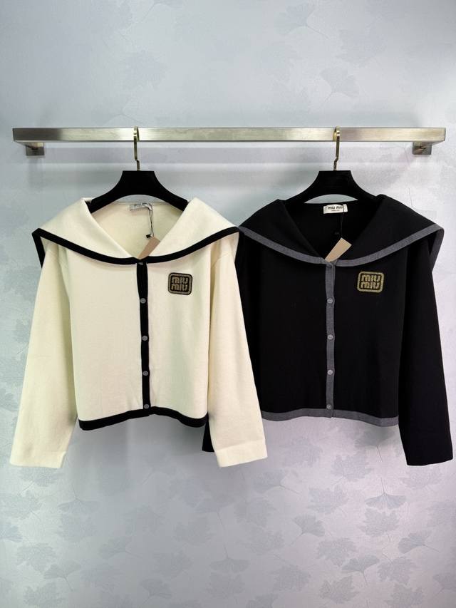 Miu*25 Autumn/Winter New Navy Collar Knit Cardigan with Gold Logo Embroidery. Si