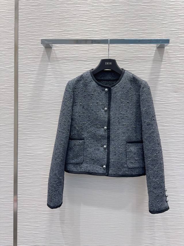 Christian Dio* Locking in the latest 2025Fw arrivals, this versatile and stylish