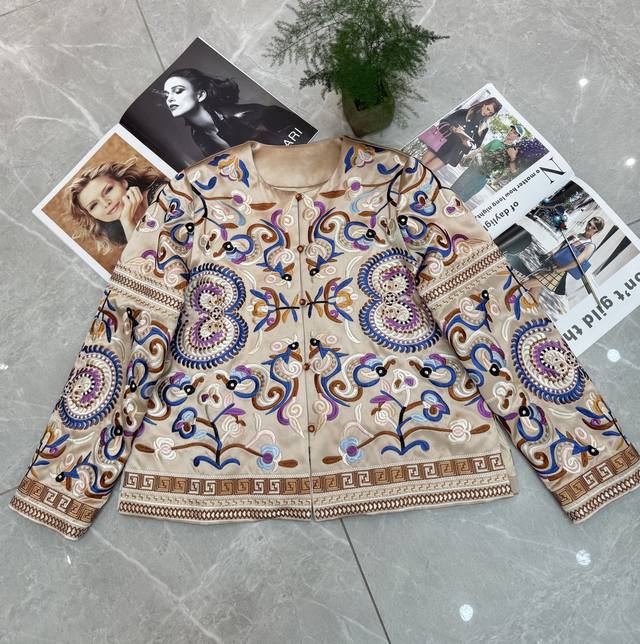 New Chinese Style Acetate Heavy-Duty Cotton-Lined Thick Jacket Colors: Apricot P