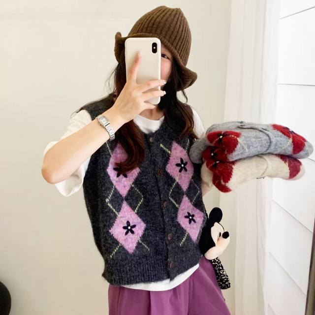 Sweater Vest 3 Colors DDD