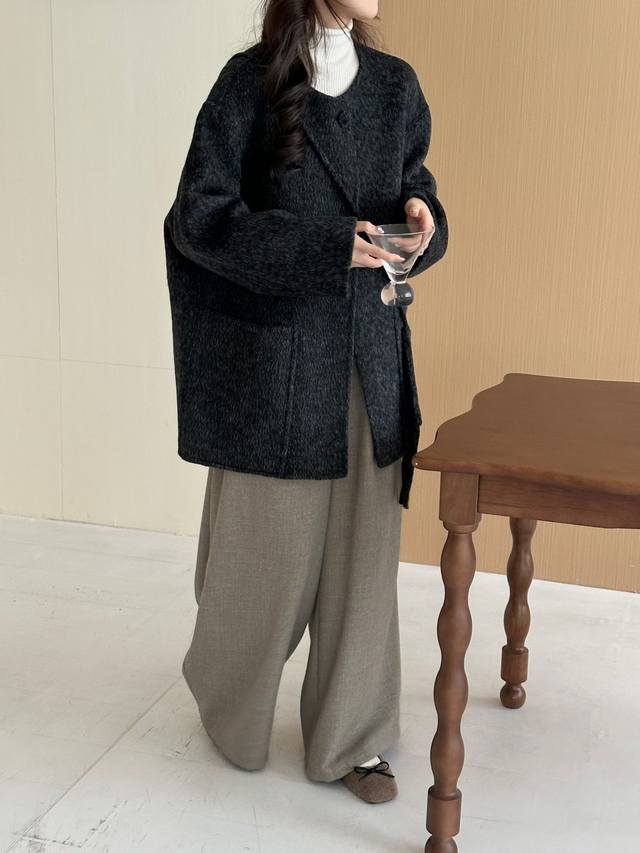 High-end tassel crossbody bag, mid-length double-sided wool coat, women's top,