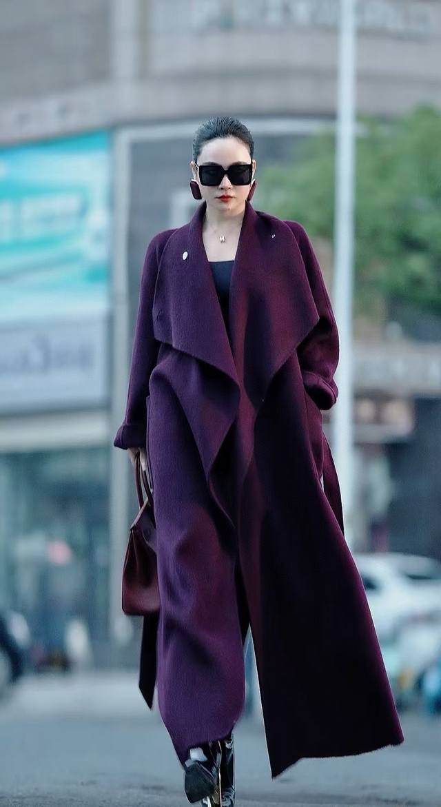 Double-faced wool coat, exuding a high-end feel, loose fit, flattering and slim