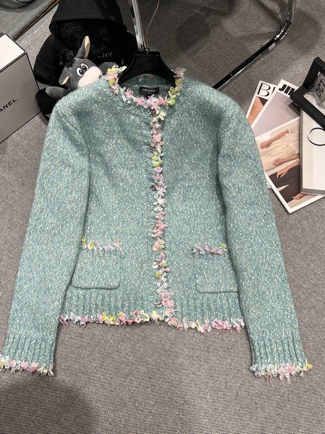 Chane* 2025 Autumn/Winter New Wool Knit Cardigan, Floral Embroidery, Full of Fre