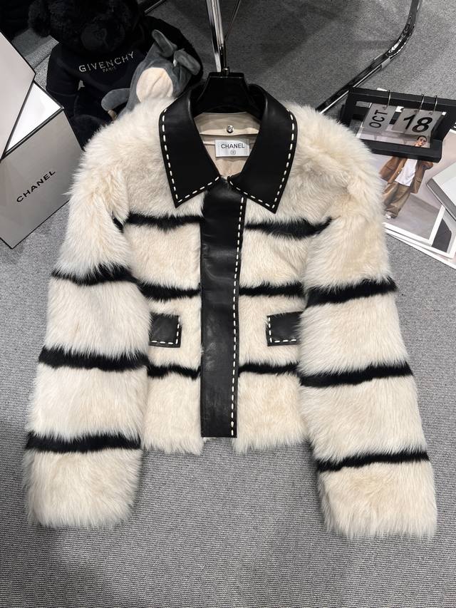 Chane* 2025 Autumn/Winter New Fur Coat, made of imported Merino fur, classic col