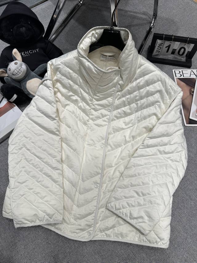 Bv 2025 Autumn/Winter New Goose Down Jacket. Features a stand-up collar, V-shape