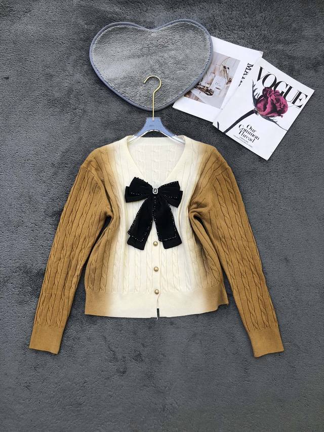 Designer-style Encore Red Gradient Cable Knit Cardigan Sweater Smlp DDD