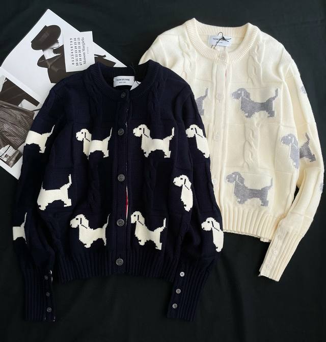 Product Name: * Heavy-duty Cable Knit Dog Jacquard Wool Thickened Knit Cardigan