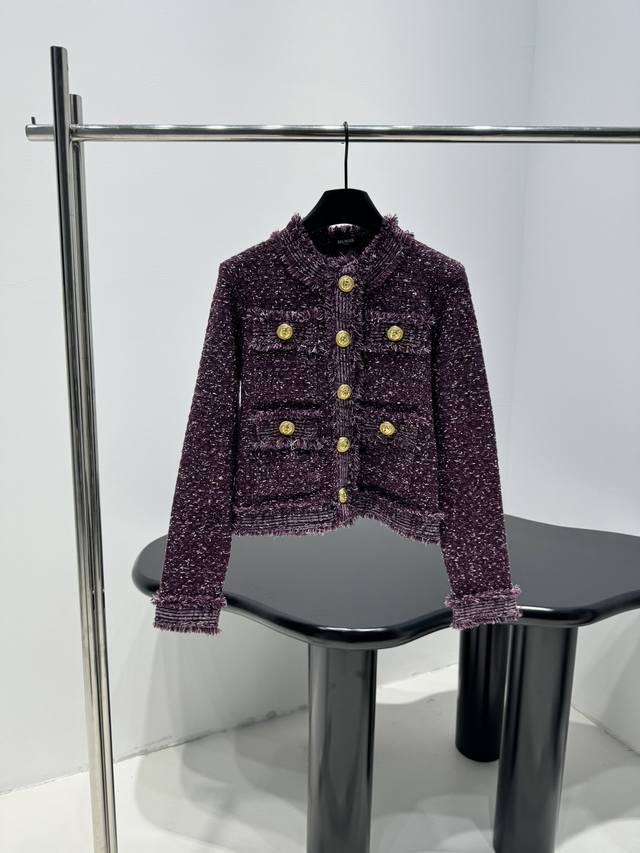 25 New Arrival Tweed Cardigan Selected wool tweed fabric Adorned with small sequ