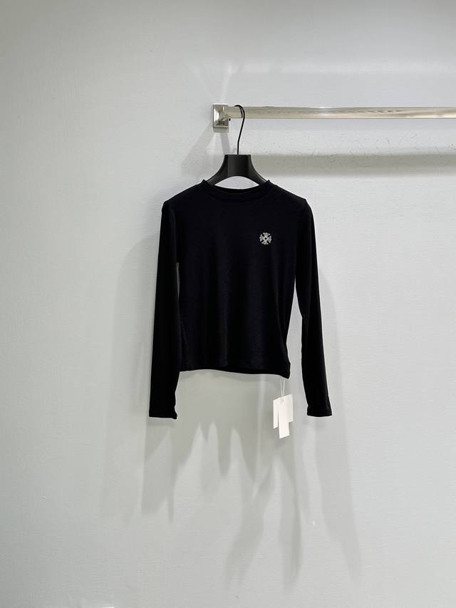 25Ss Autumn New Arrival! Classic round neck design, fits the neckline, comfortab