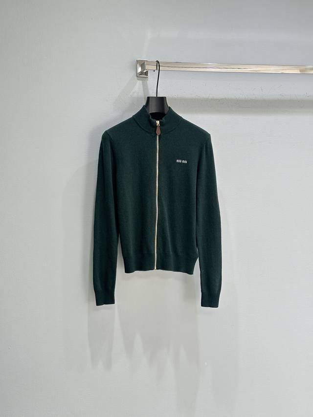 25Ss Autumn New Arrival! Green wool knit fabric with brand logo embroidery on th