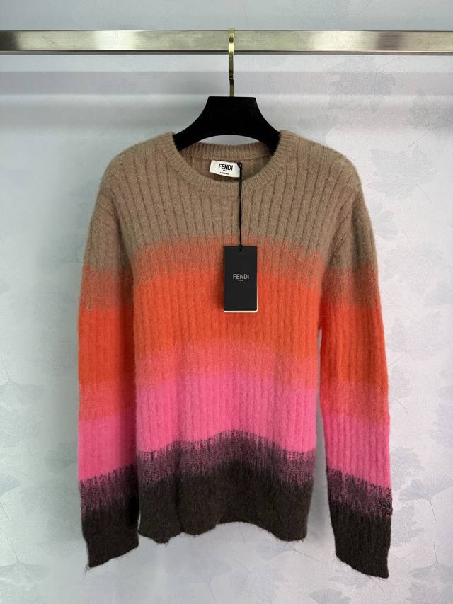 Fe*25 Autumn/Winter New Gradient Color Sweater, Crew Neck Pullover Style. The gr