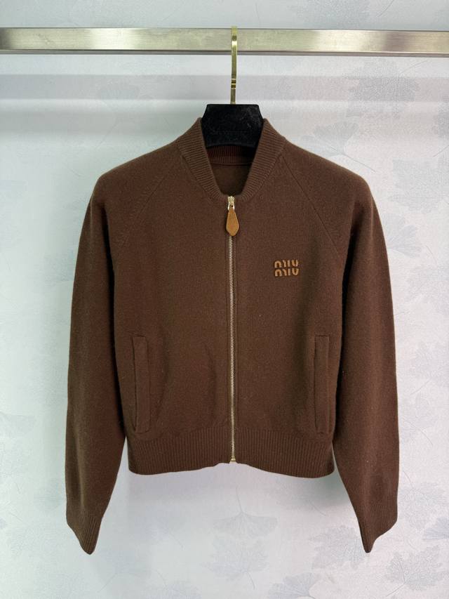 Miu*25 Autumn/Winter New Brown Knit Zipper Jacket, Short Design, Soft Knit Fabri