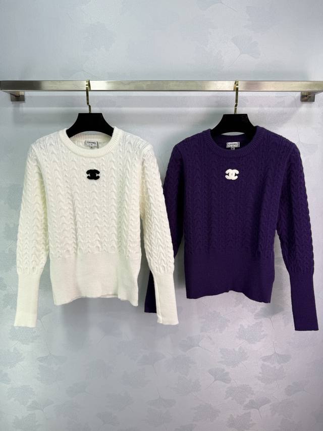 Ch*25 Autumn/Winter New Arrival: Diamond Pattern Knit Sweater. The fabric is sof