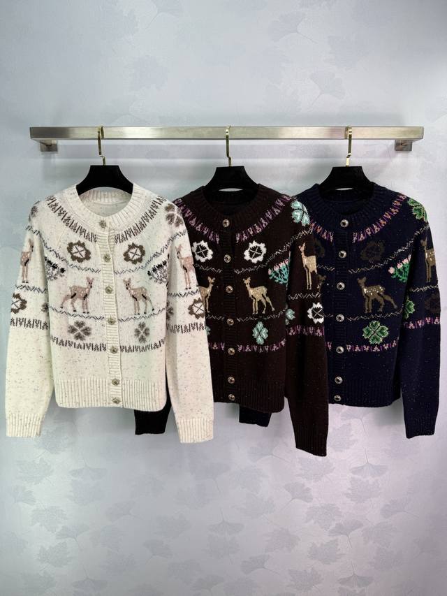 Ch*25 Autumn/Winter New Knit Cardigan, made of a wool blend, soft and warm, perf