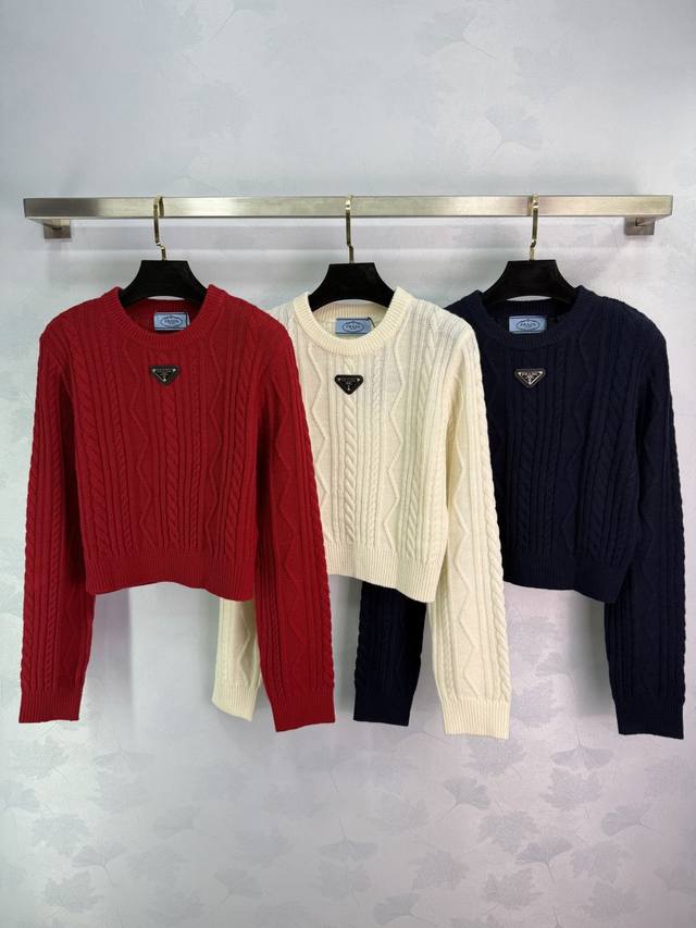pr*25 Autumn/Winter New Round Neck Triangle Label Sweater Classic cable knit tex