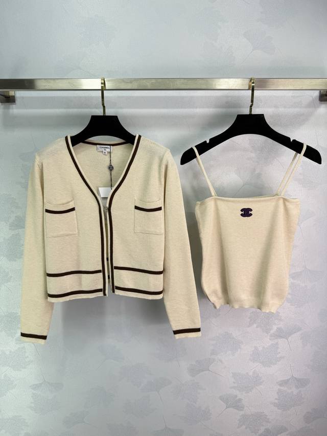 Ch*25 Early Autumn New Chanel-Style Knit Cardigan Camisole Set. The cardigan fea