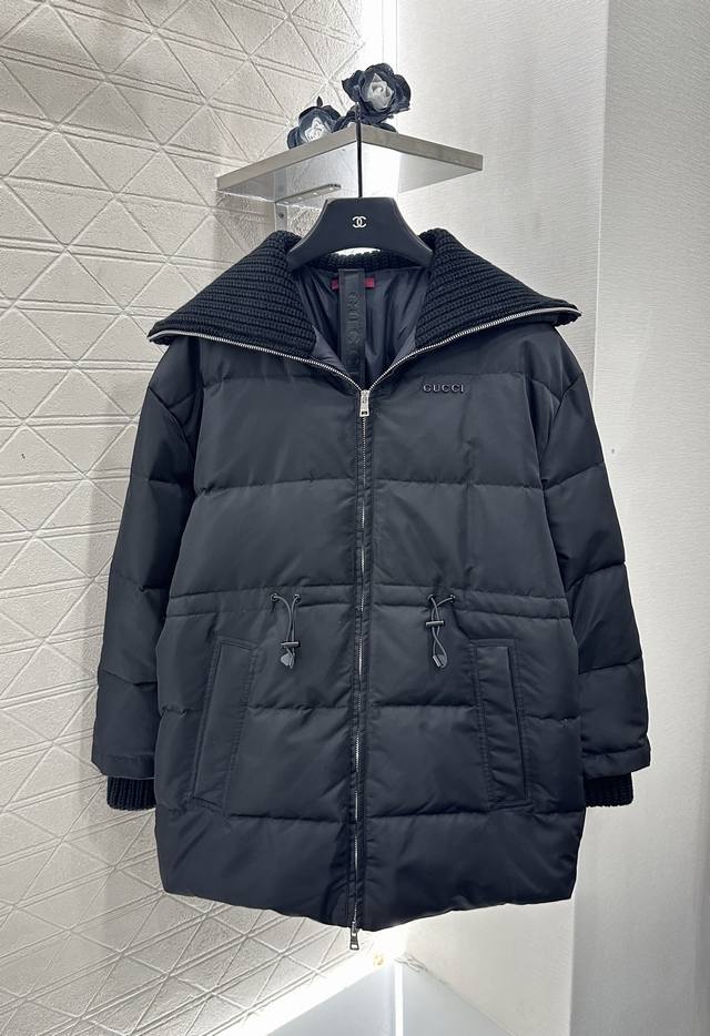 Gucc* 2025 New Arrival Knitted Collar Zipper-Lined Down Jacket Custom Yb windpro