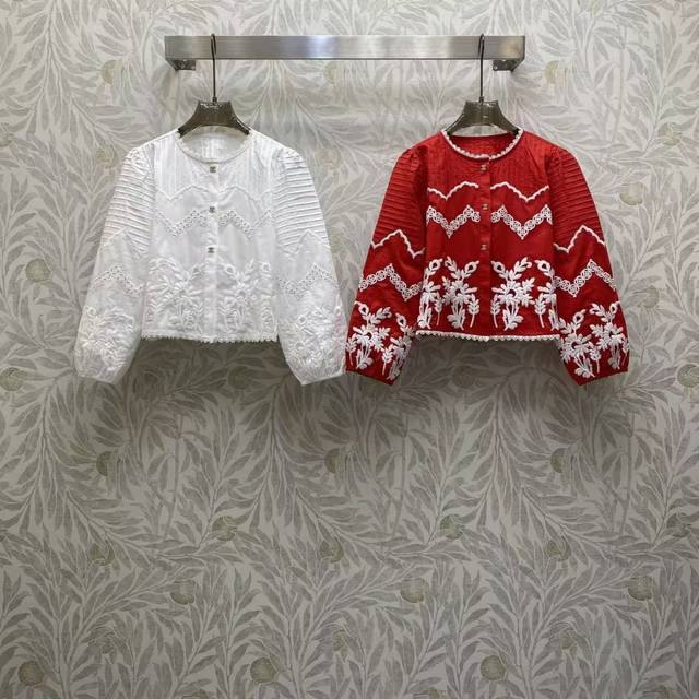 Ch2026 Sp Exquisite Embroidered Top: Delicate lace and 3D embroidery, the textur