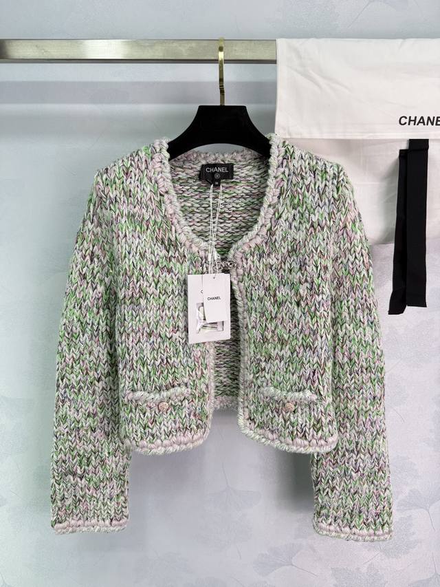 Ch*25K Bow-Tie High-End Series Green and White Knit Cardigan is now available. T