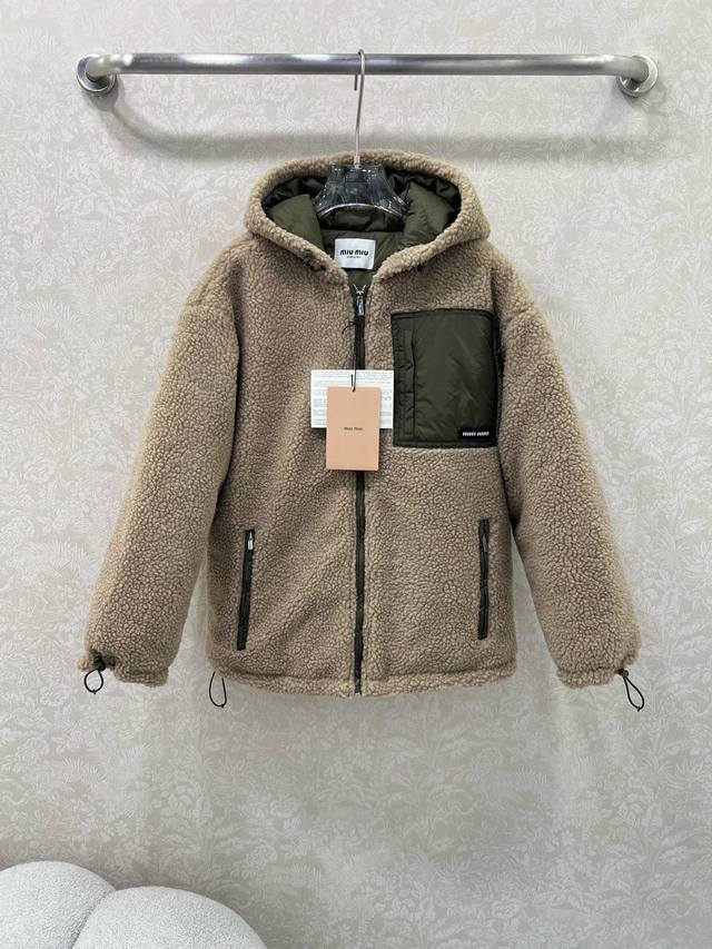 Miumi*25 New Hooded Eco-Friendly Faux Teddy Sheepskin Down Jacket The outer laye