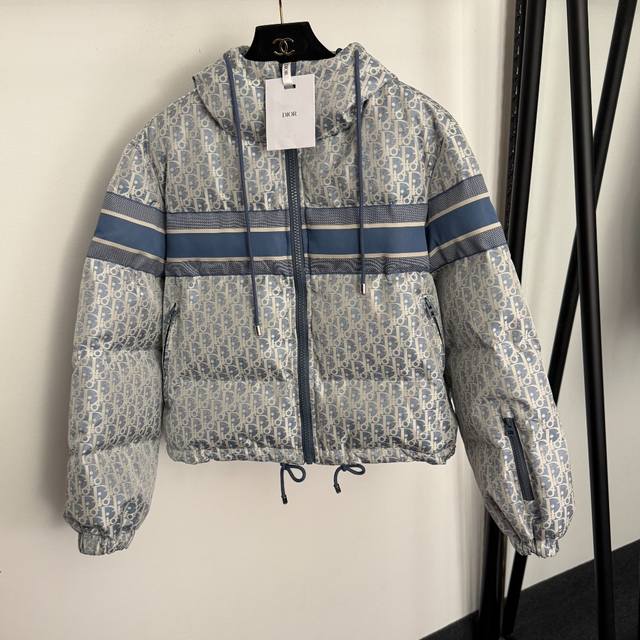 Style No. 20257456 Dio* New Striped Monogram Logo Jacquard Long-Sleeve Hooded C