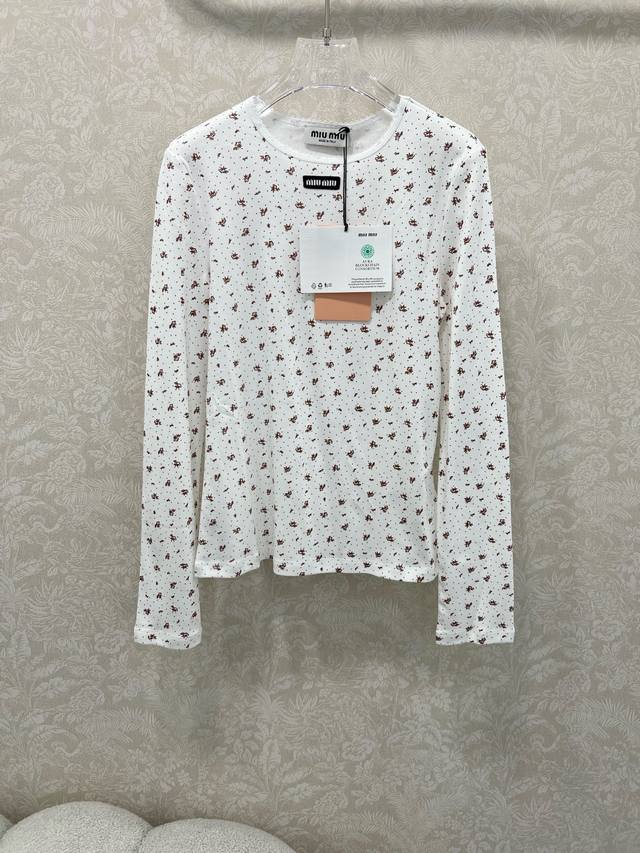 Miuni*25 New Round Neck Floral Long-Sleeved Top. Made of 100% cotton, breathable