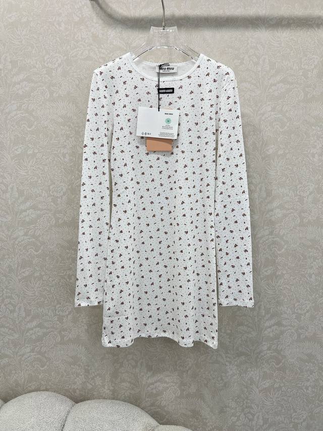 Miuni*25 New Round Neck Floral Long-Sleeve Dress. Made of 100% cotton, breathabl