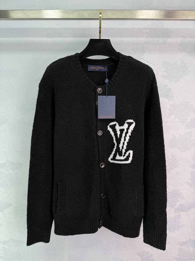 Lou*25 Autumn/Winter New Monogram Knit Cardigan, black sheep's wool material, so