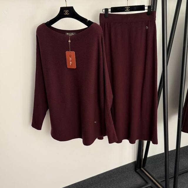 Style No. 20257416 Loro Piana*Lp New Knit Set: Off-the-shoulder batwing long-sl