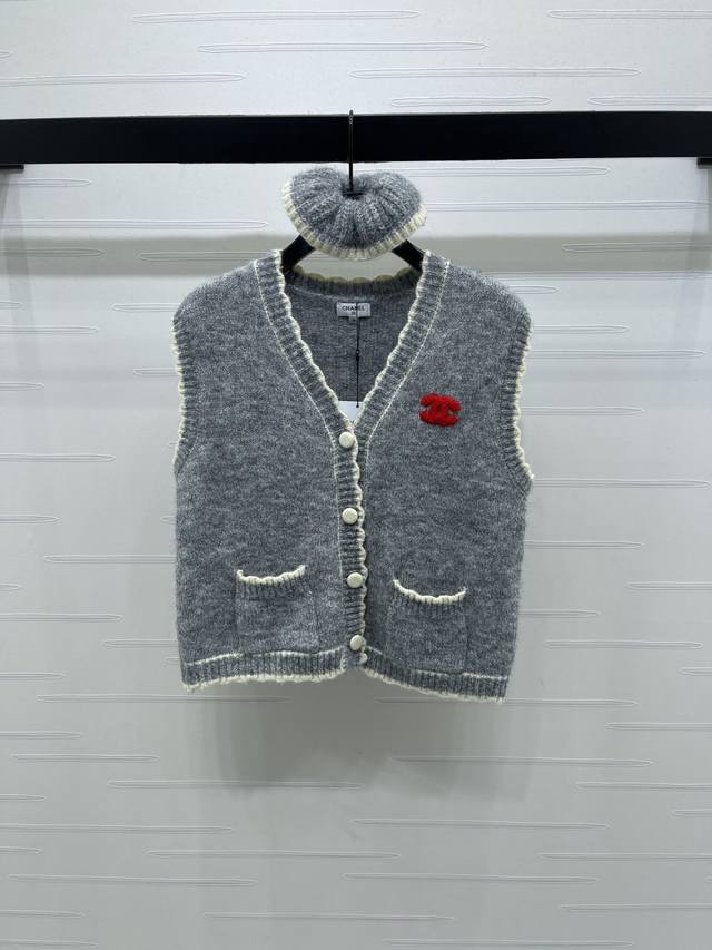 New Arrival! High-Quality Original Chanel* 2025 Autumn/Winter Collection! Color