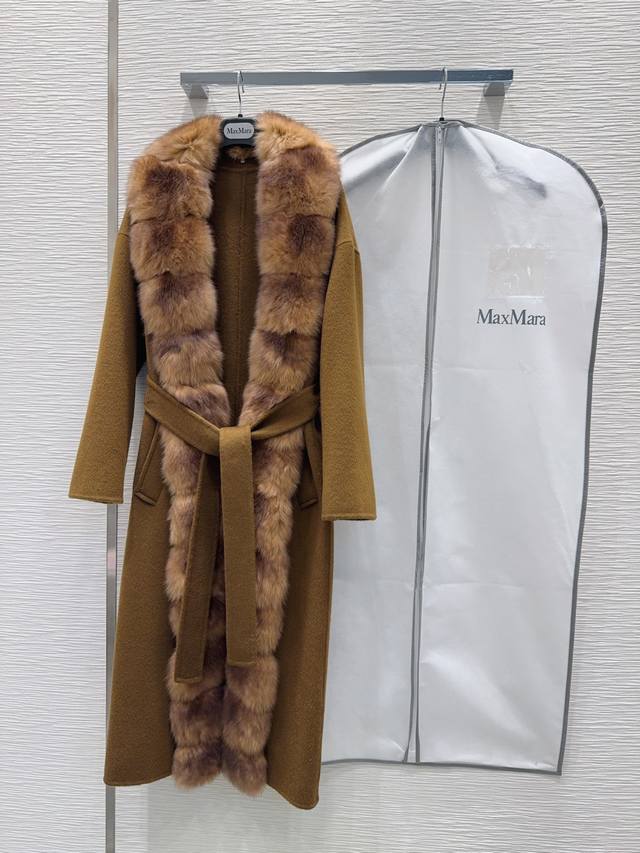 Original quality, top-quality Max Mar*A double-faced cashmere coat. High-end st