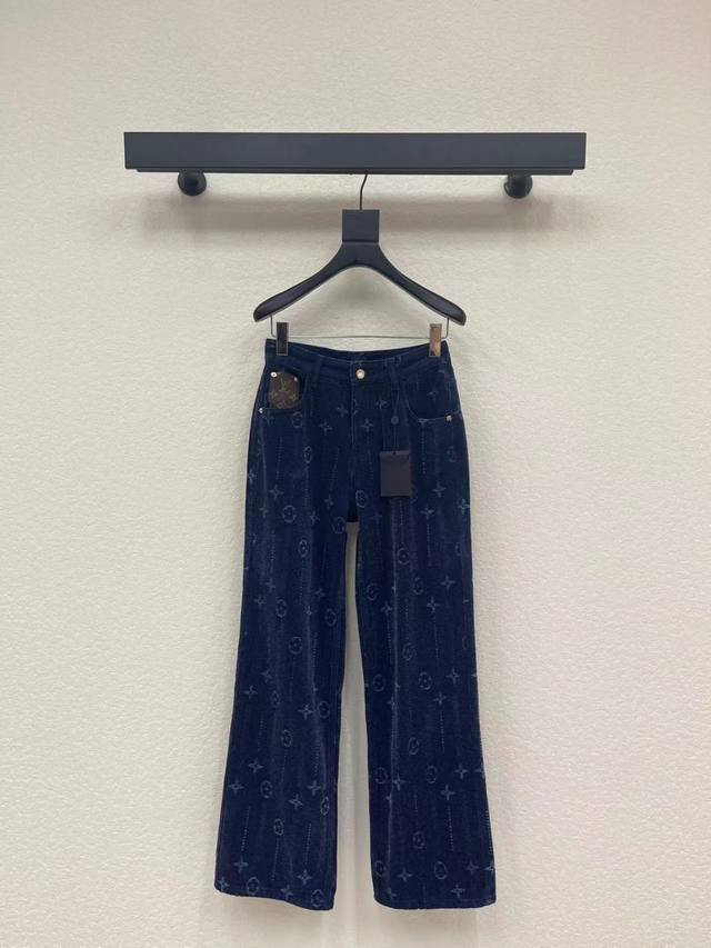 Louis Vuitto* Jacquard Brushed Straight Leg Jeans Made with high-quality fabric