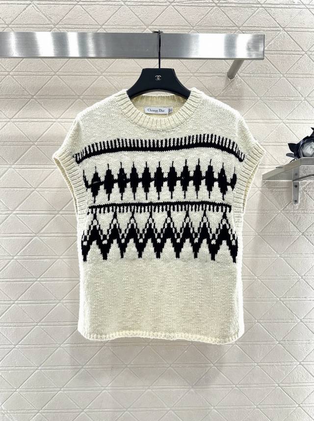 Dio*2025 New Arrival Jacquard Knitted Vest Made with custom Yb cashmere yarn, ja