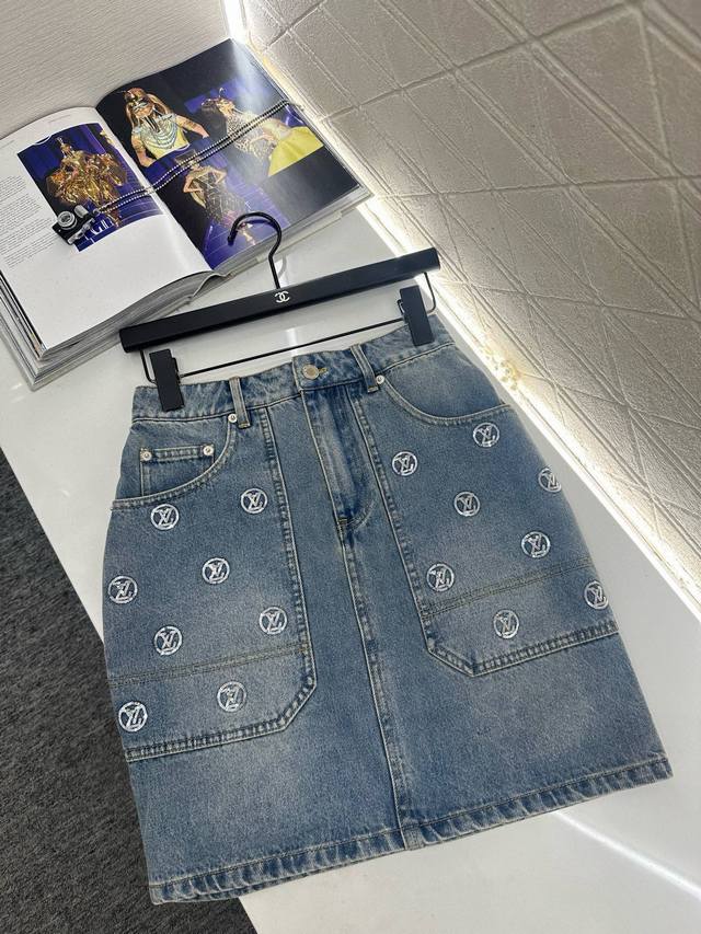 0 Louis Vuitto 2025 New Arrival Embroidered Sequined Denim Series Custom Yb twil