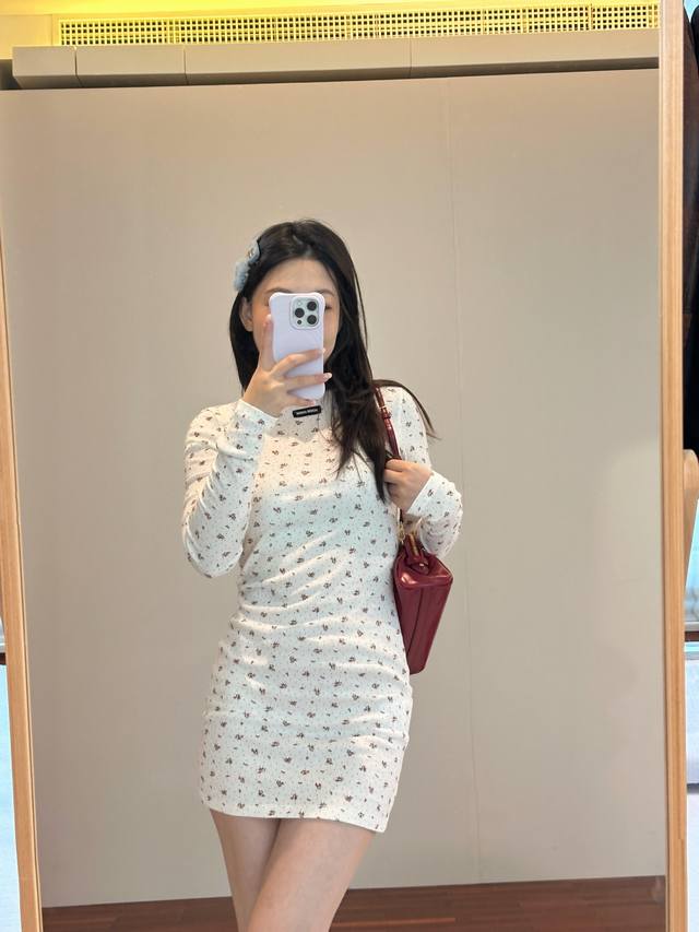 Miumi* 25Fw Early Autumn New Logo Floral Long T-Shirt Dress | Exclusive Yb Devel