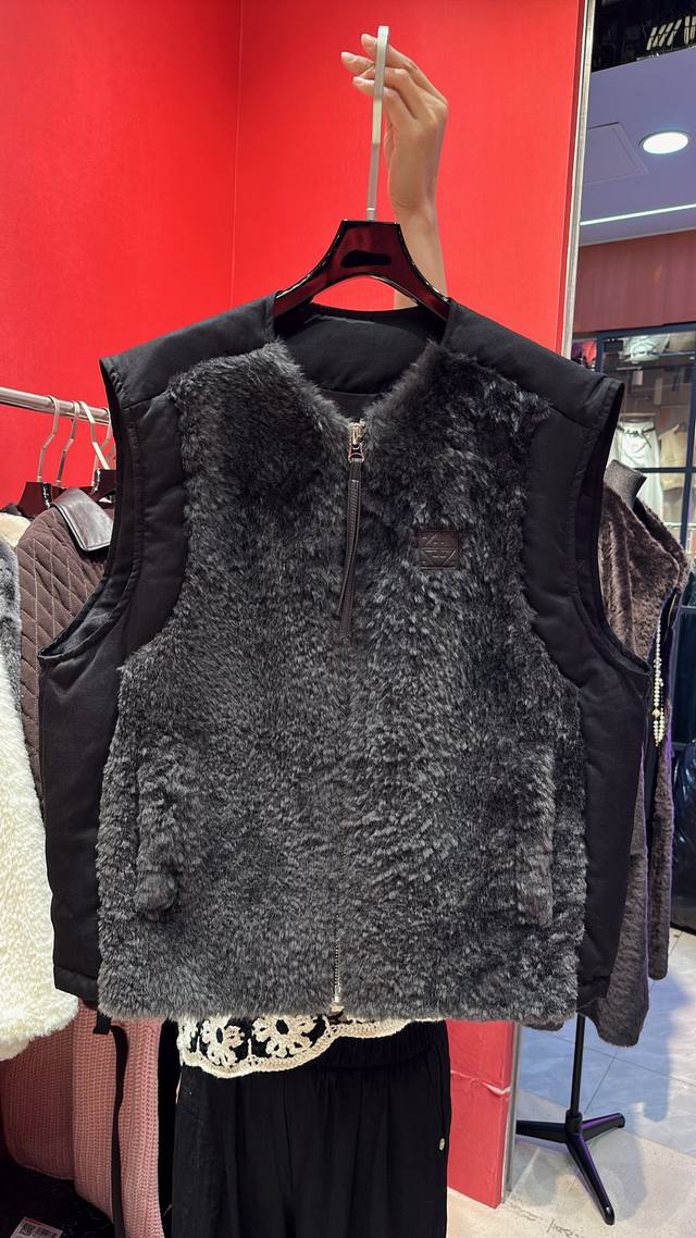 Mpaxmpar* Fur and linen blend goose down vest, sizes S Mp Lp Xl DDD