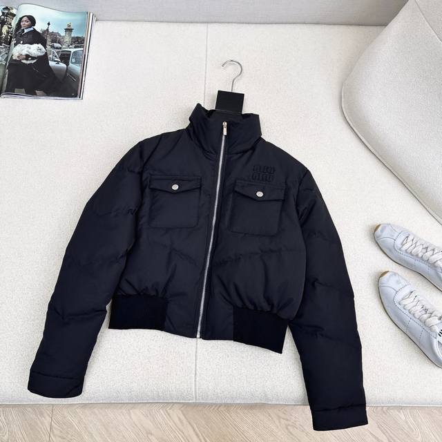 Miu 25Ss Fall/Winter Newest Tag Embroidered Down Jacket, Classic Jacket, High-En