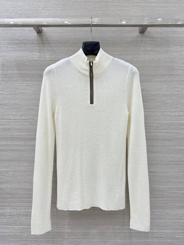 Highly recommend this Bc minimalist luxury vintage-style cashmere knit top. The