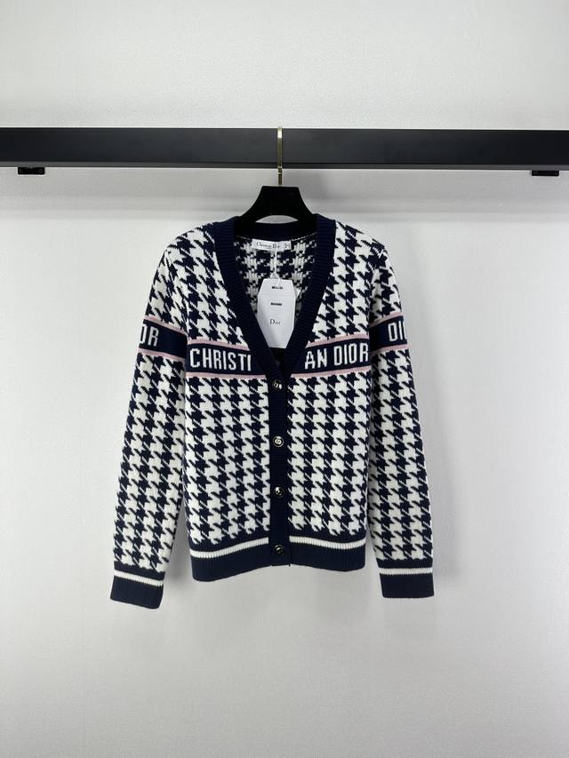 Dior New Arrival Details Autumn/Winter New V-neck Knit Cardigan, black and white