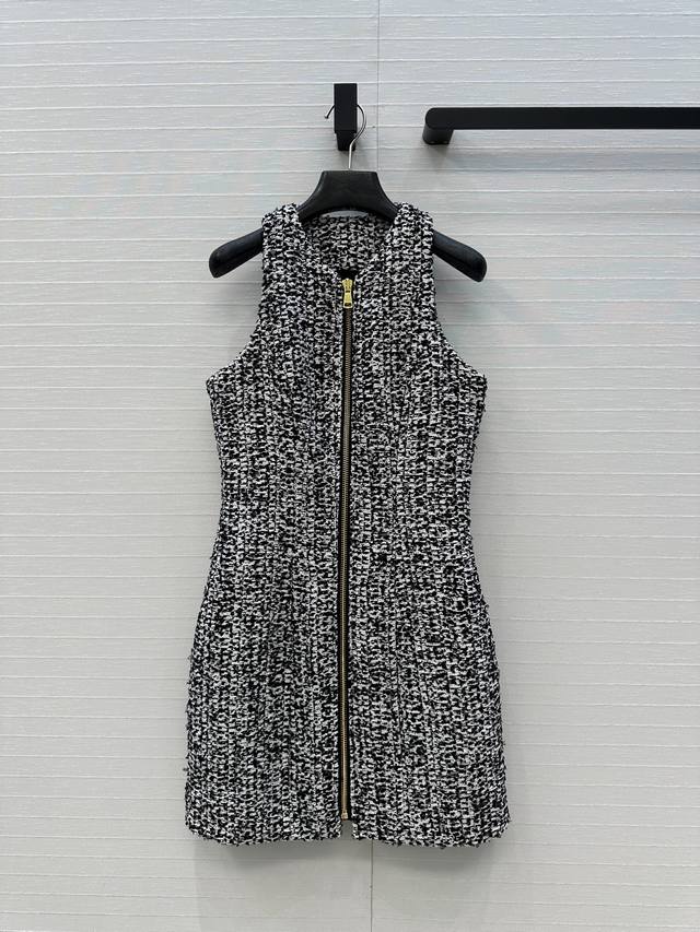 Highly recommend Balma**25's new French black and white tweed pleated sleeveles