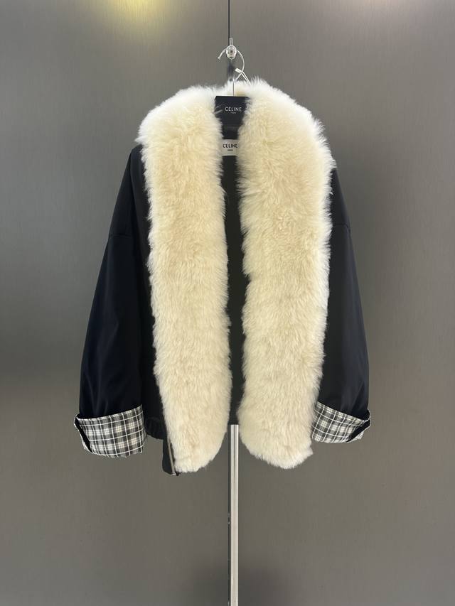 Celin Autumn/Winter New High-End Fashion Goose Down Jacket Imported wool and fur
