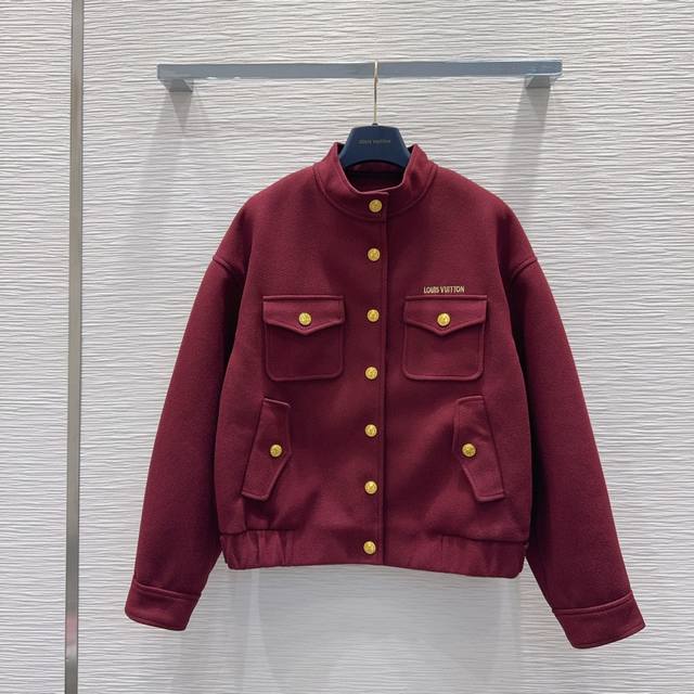 Louis Vuitto*2025Fw New Wool Coat. Classic and stylish, exuding confidence. The