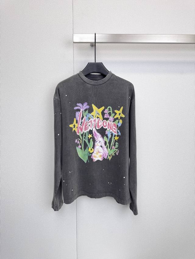 We11Done Rabbit Print Long-Sleeve T-Shirt: A playful invasion, defining a new st