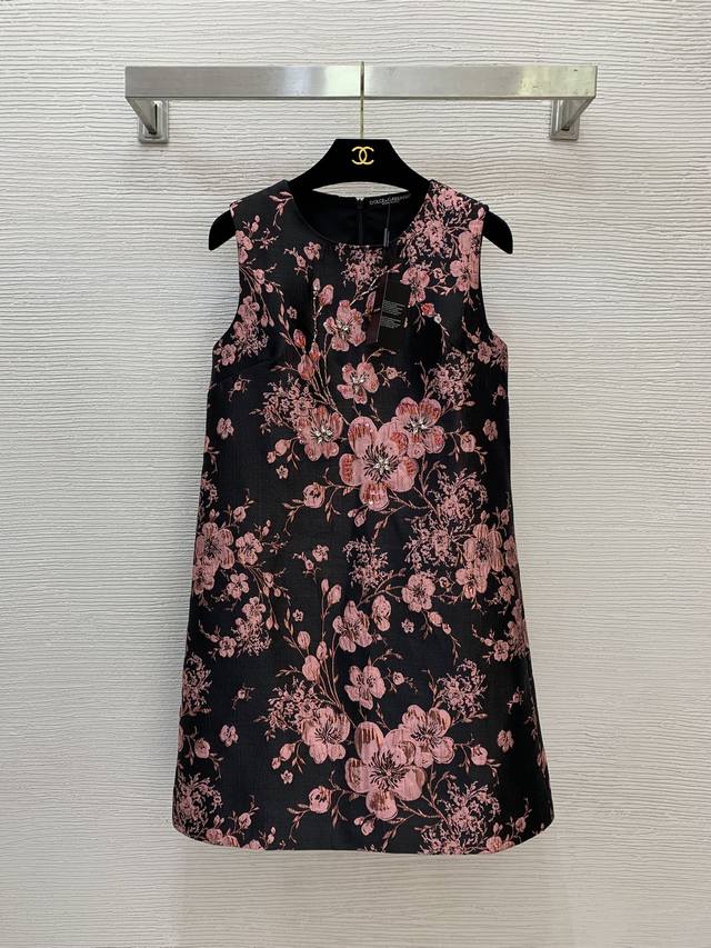 Dolce & Gabbana Dg* New High-End Custom Jacquard Fabric, Crisp and Stylish Fit!