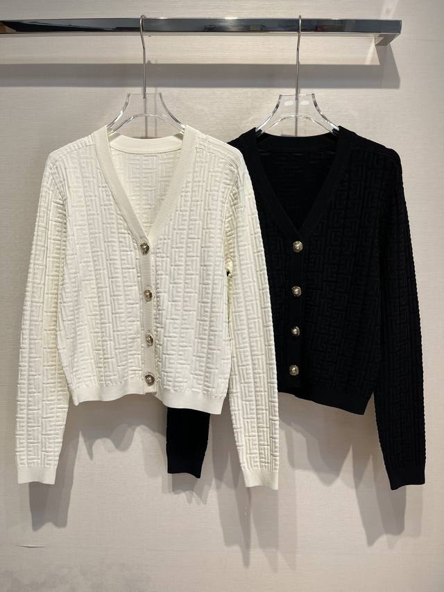 2025 New B Brand Herringbone Pattern Cardigan, High-Quality Fit, Slimming Size: