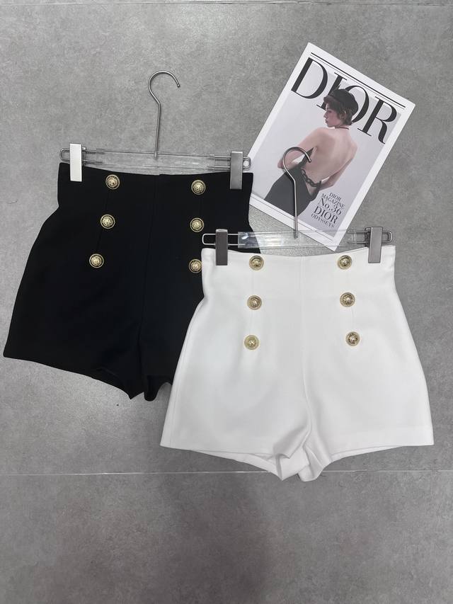 2025 New B Brand Gold Buckle High Waist Shorts, Slim Fit, Super Versatile, 3 Col