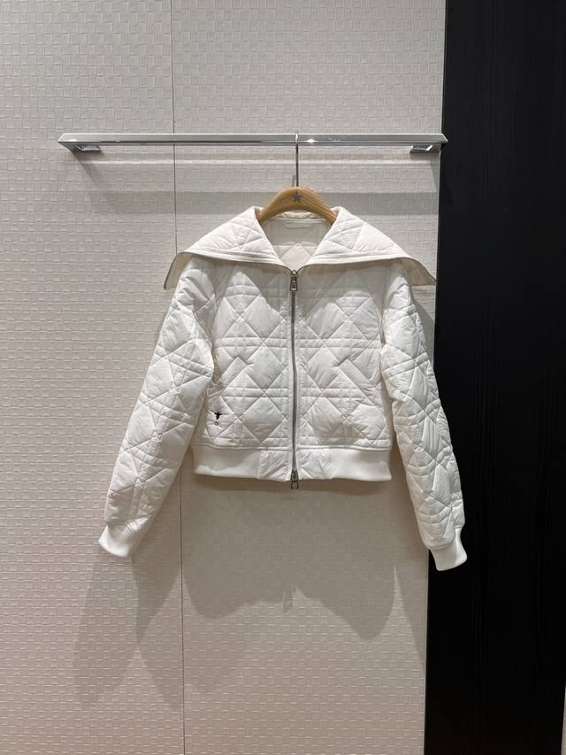 25 New Arrival Recommendation: Navy Collar Design Cannage Pattern Quilted Jacket