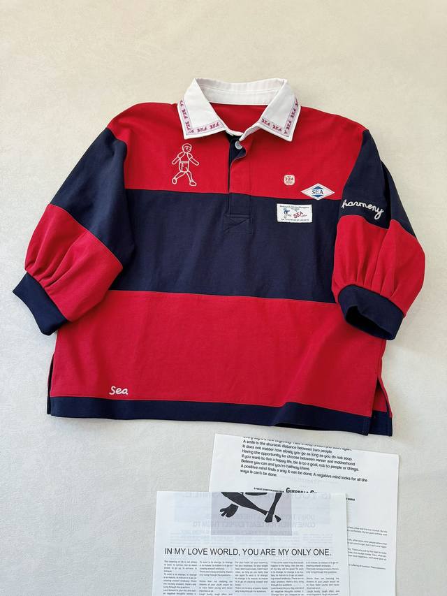 Youthful and playful girly style... Color-blocked collared polo shirt with three