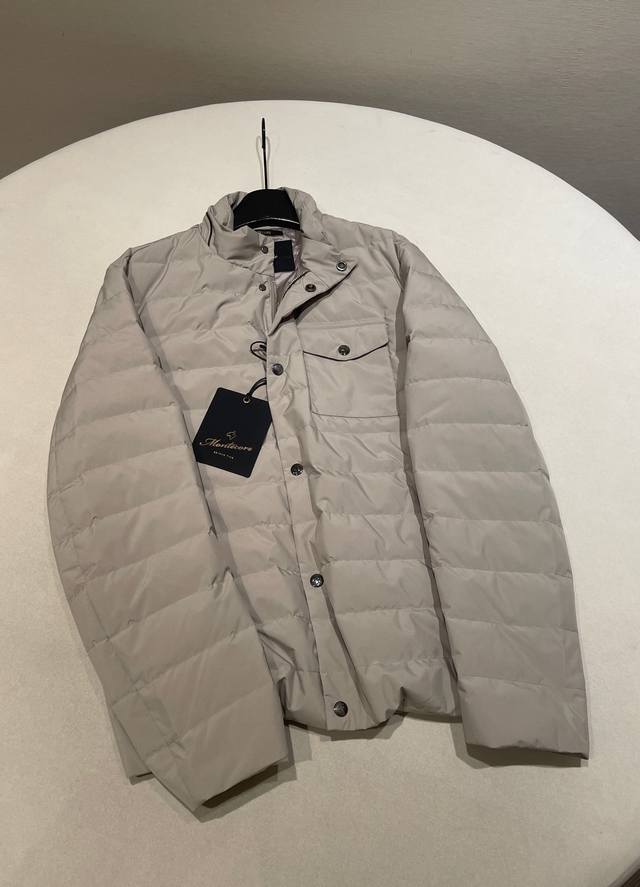 Sizes: 48 50 52 54 Montre Puppy Japanese Softshell Overlay Functional White Goos