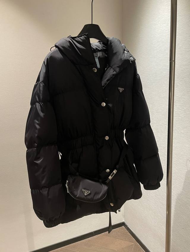 Sizes: 36 38 40 prad* 25Fw Autumn/Winter New Ant Waist Series Down Jacket with